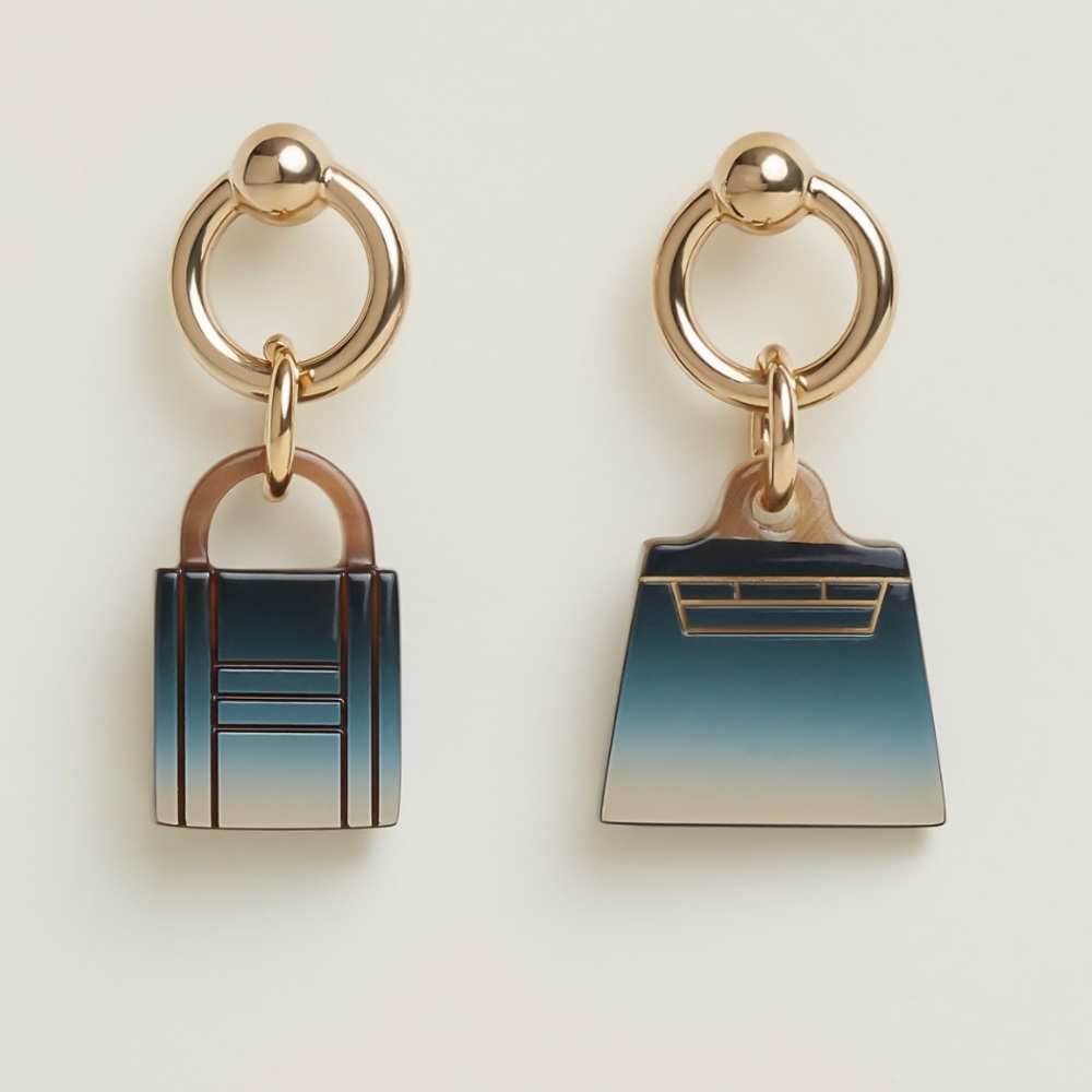 Hermes Fusion Amulette Maroquinier Earrings By The Sea 10000% authentic